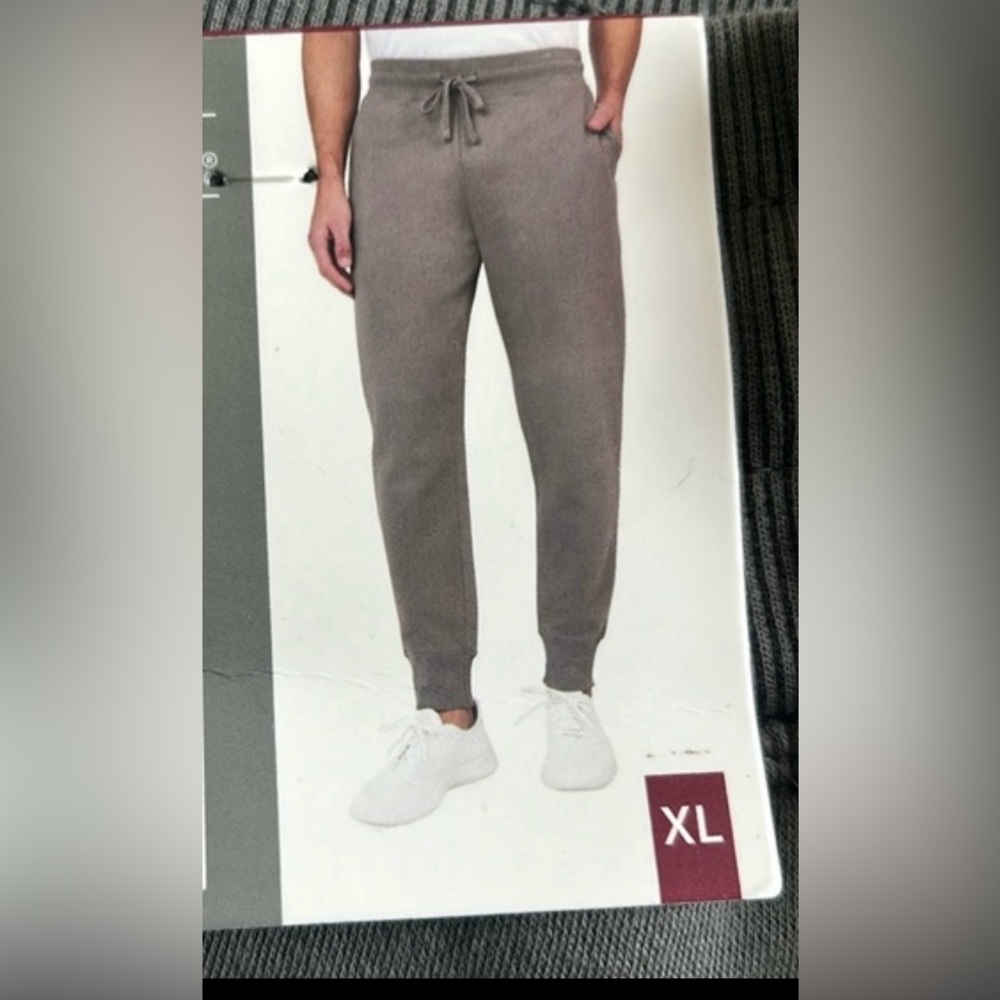 Berkley Jensen Jogger Size XL. NWT.